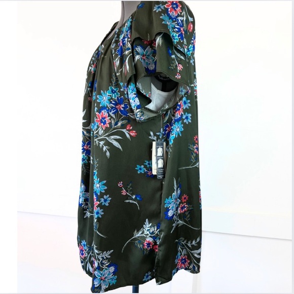 Plus Size Peasant Top Floral On / Off Shoulder Blue orange green Size: 2X 20W - Picture 10 of 14